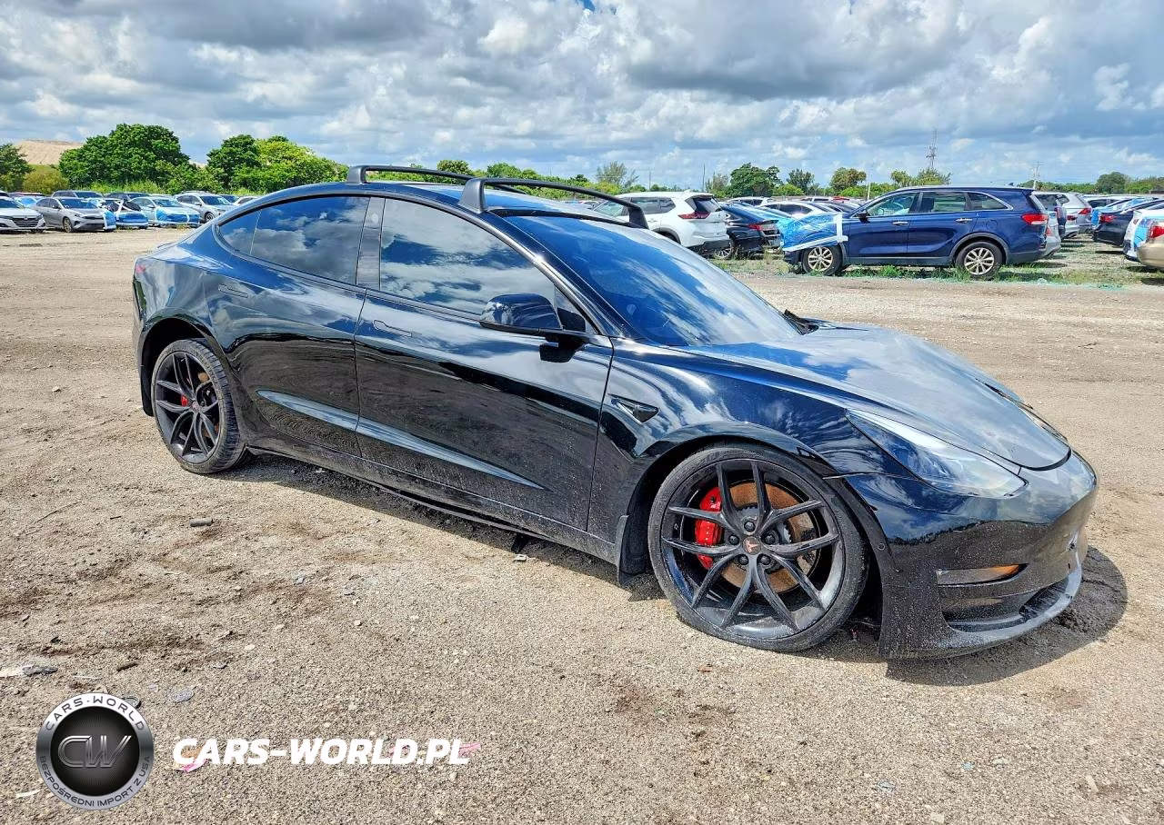 2022 Tesla Model 3 Performance Dual Motor All-Wheel Drive VIN:5YJ3E1EC0NF103919 - 4