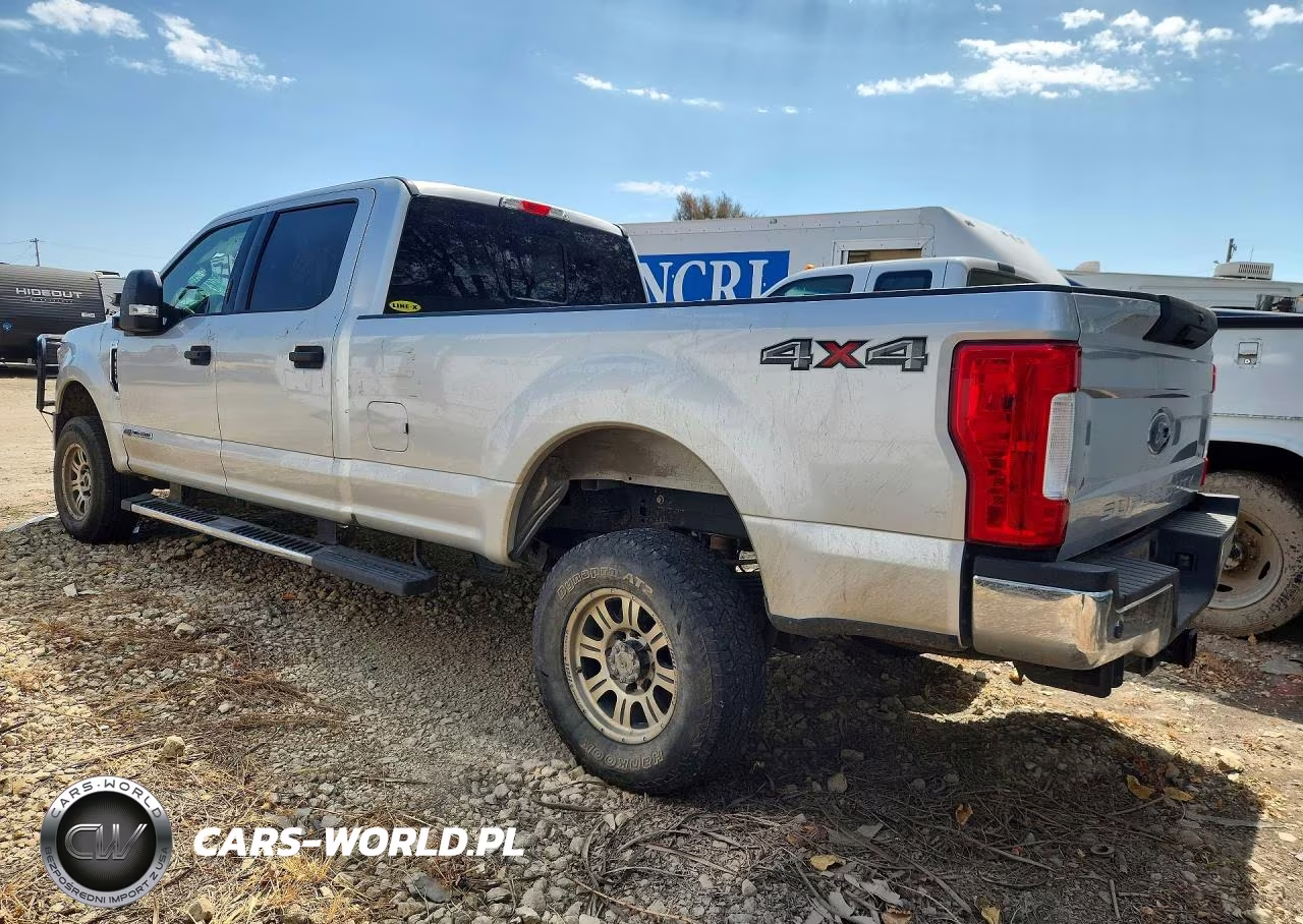 FORD F350 SUPER VIN:1FT8W3BTXKEF72421 - 2