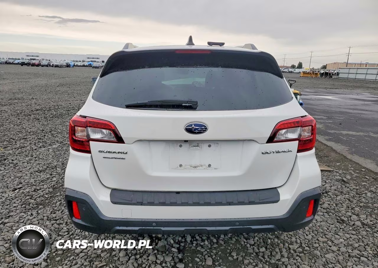 2018 Subaru Outback Touring VIN:4S4BSATCXJ3393113 - 6