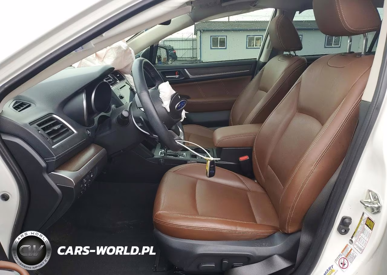 2018 Subaru Outback Touring VIN:4S4BSATCXJ3393113 - 7
