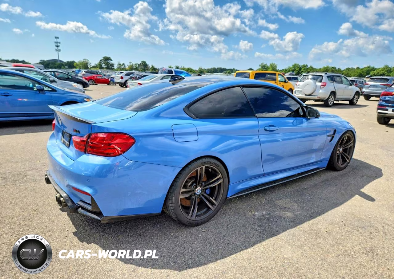 2017 BMW M4 VIN:WBS3R9C31HK710076 - 3