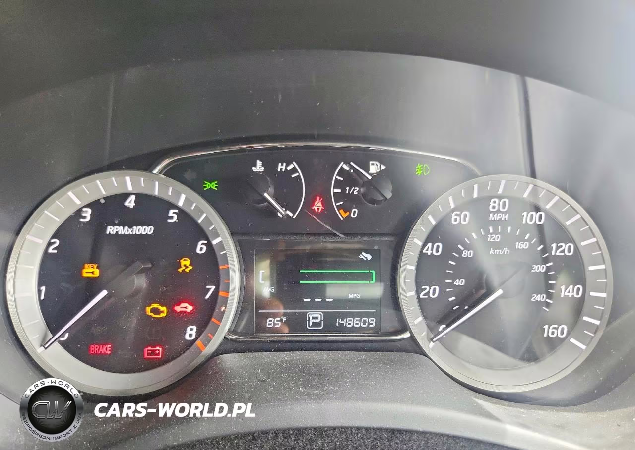 2014 Nissan Sentra Sr VIN:3N1AB7AP3EY307715 - 9