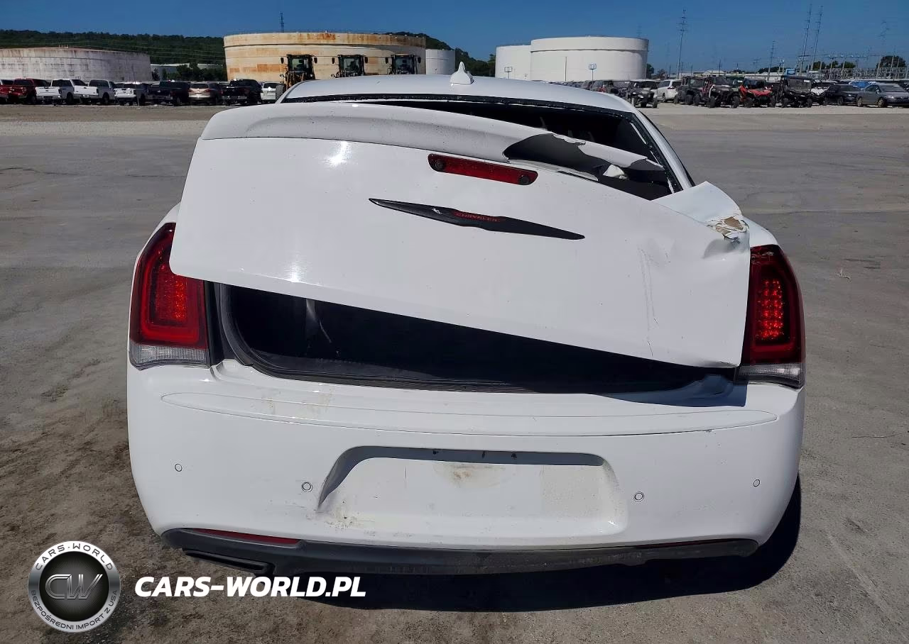 2022 Chrysler 300 S VIN:2C3CCABTXNH121143 - 6