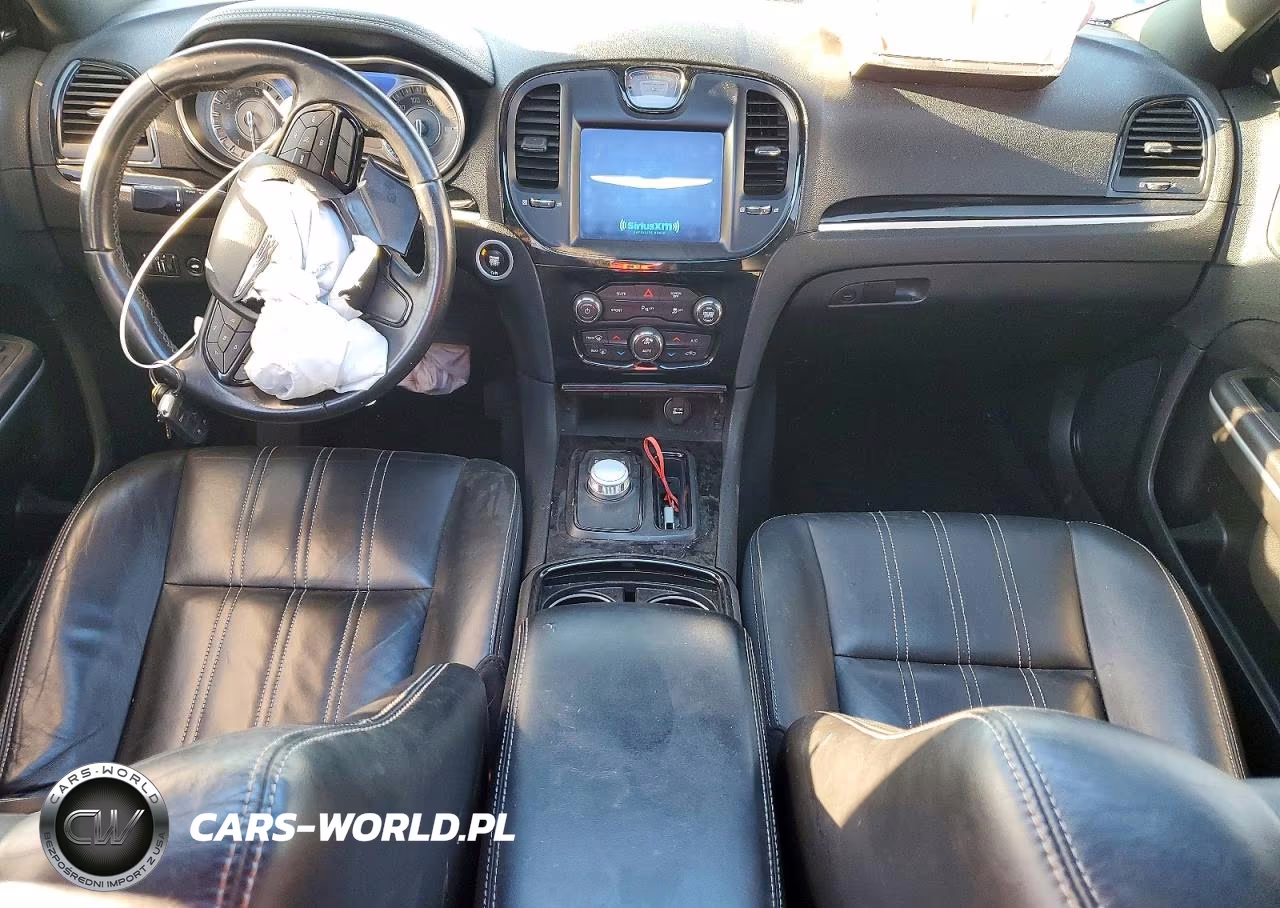 2022 Chrysler 300 S VIN:2C3CCABTXNH121143 - 8