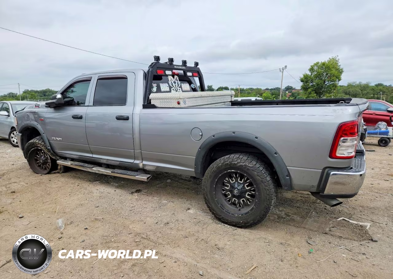 2019 Ram 2500 Tradesman VIN:3C6UR5HJ3KG587396 - 2