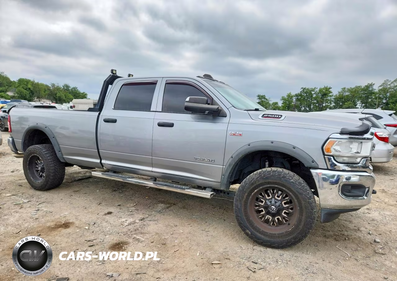 2019 Ram 2500 Tradesman VIN:3C6UR5HJ3KG587396 - 4