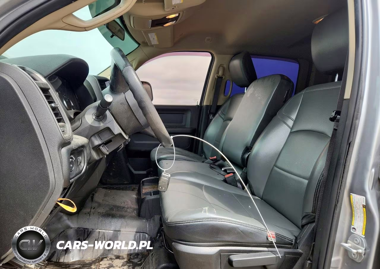 2019 Ram 2500 Tradesman VIN:3C6UR5HJ3KG587396 - 7