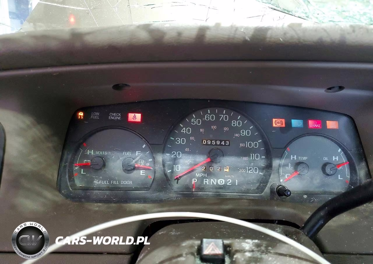2003 Mercury Grand Marquis Gs VIN:2MEFM74W13X619474 - 9