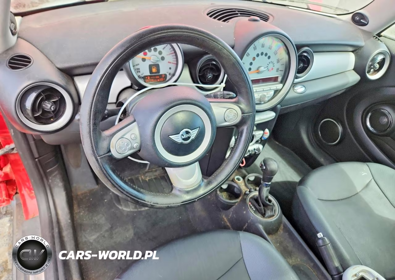 2010 Mini Cooper VIN:WMWMF3C5XATZ62361 - 8