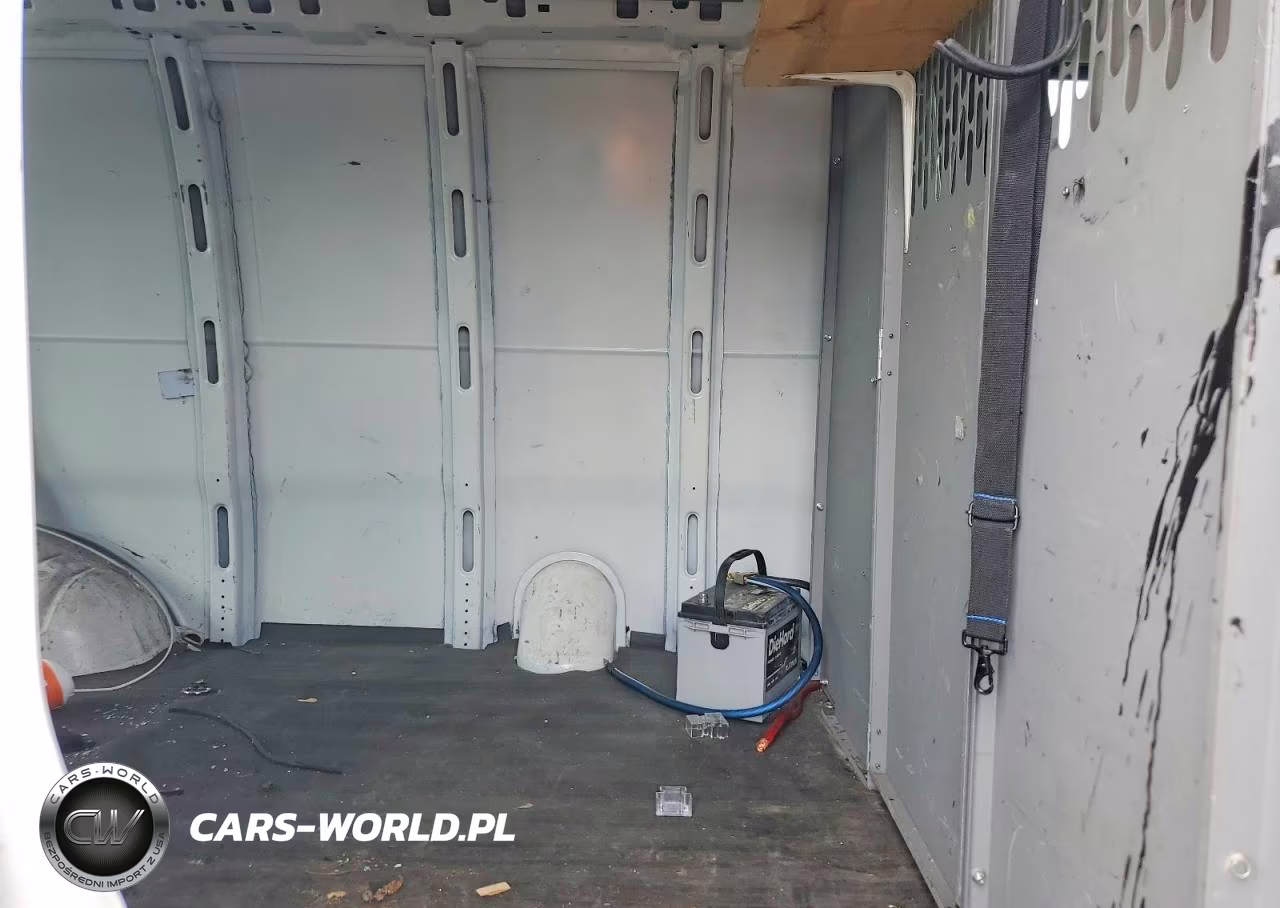 2019 Chevrolet Express 2500 Cargo Delivery Van VIN:1GCWGAFP3K1333211 - 10