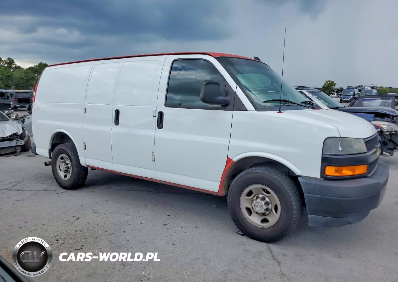 2019 Chevrolet Express 2500 Cargo Delivery Van VIN:1GCWGAFP3K1333211 - 4