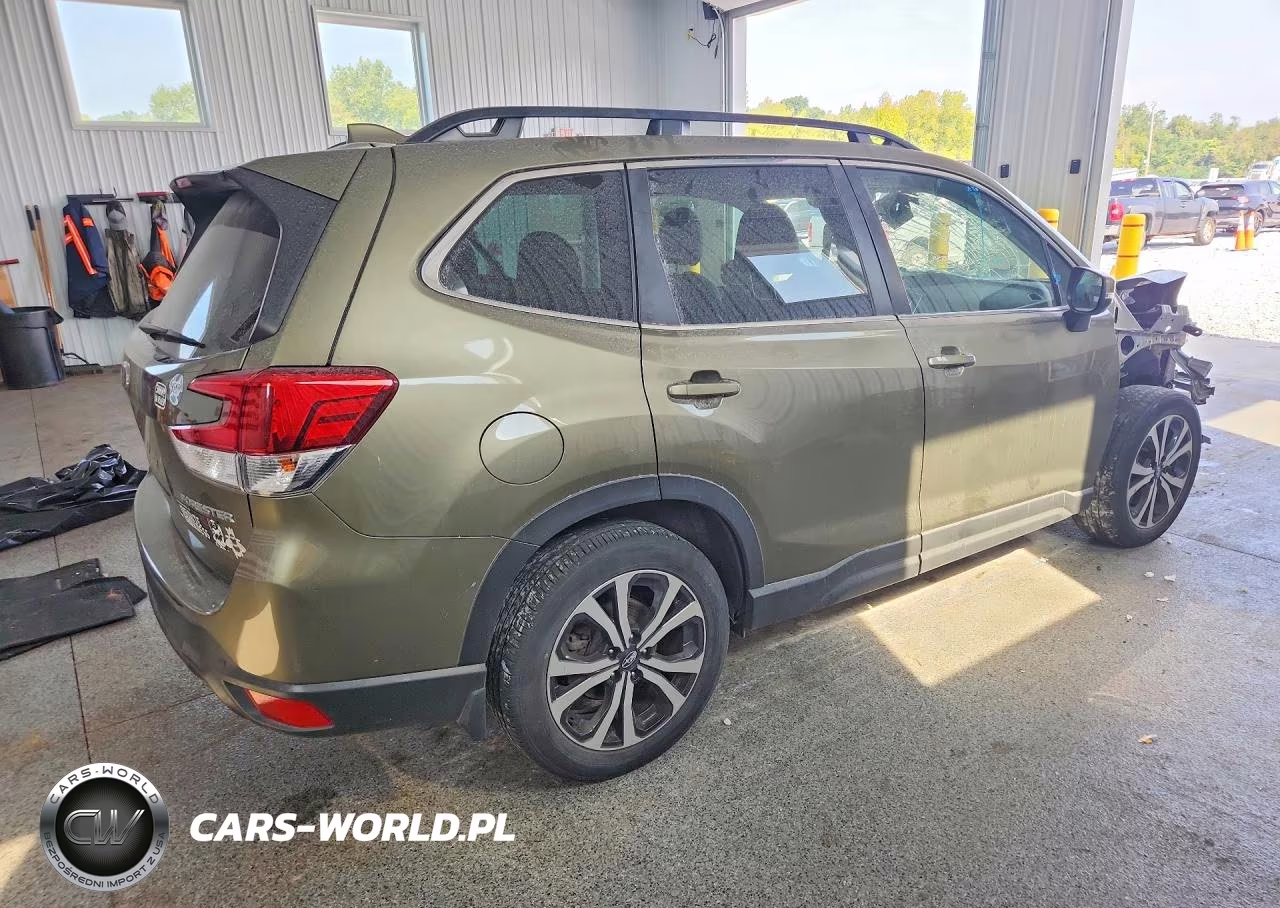 2022 Subaru Forester Limited VIN:JF2SKAPC1NH523370 - 3