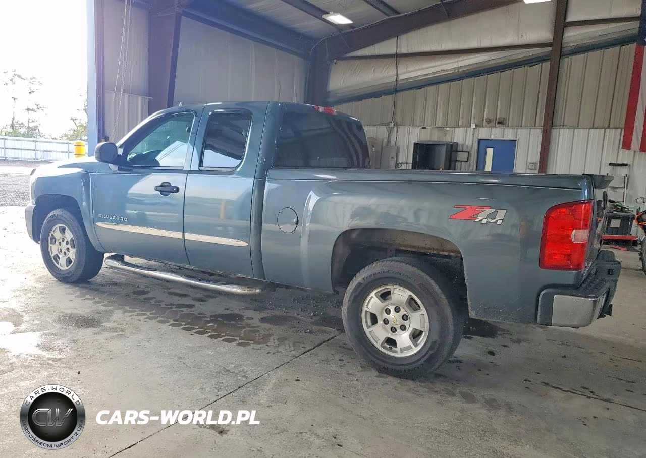 2010 Chevrolet Silverado K1500 Ls VIN:1GCSKREA3AZ112135 - 2