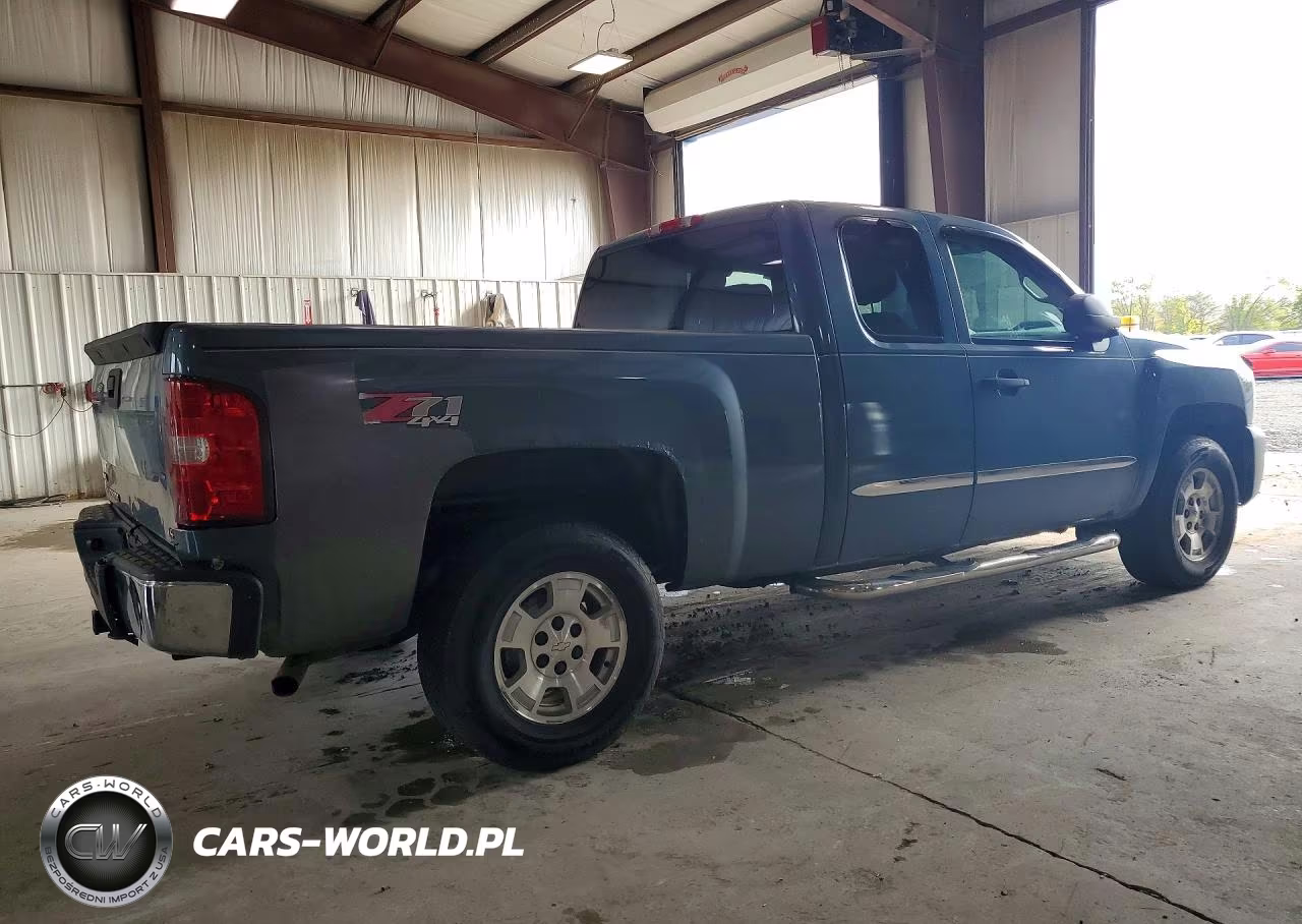 2010 Chevrolet Silverado K1500 Ls VIN:1GCSKREA3AZ112135 - 3