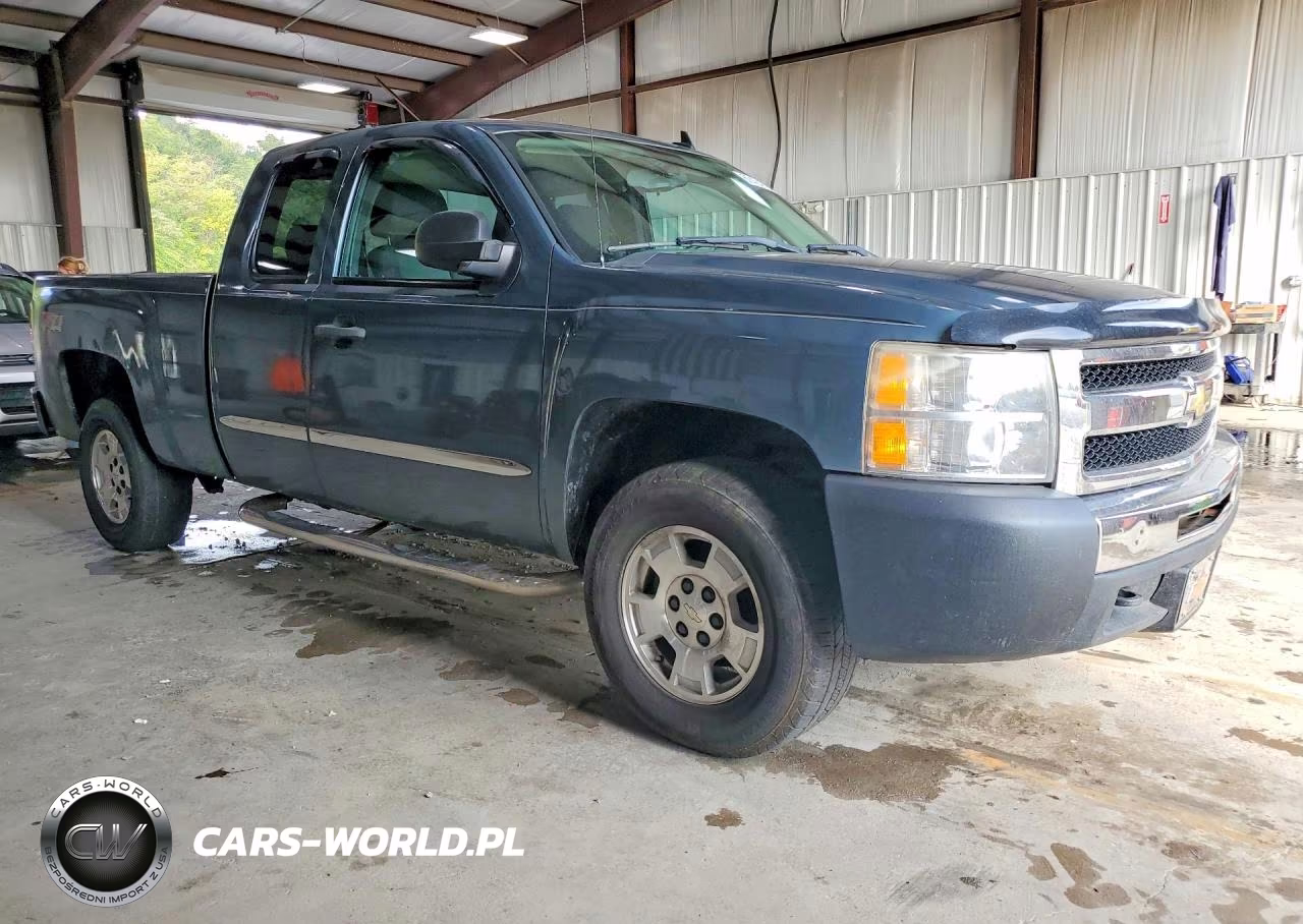 2010 Chevrolet Silverado K1500 Ls VIN:1GCSKREA3AZ112135 - 4