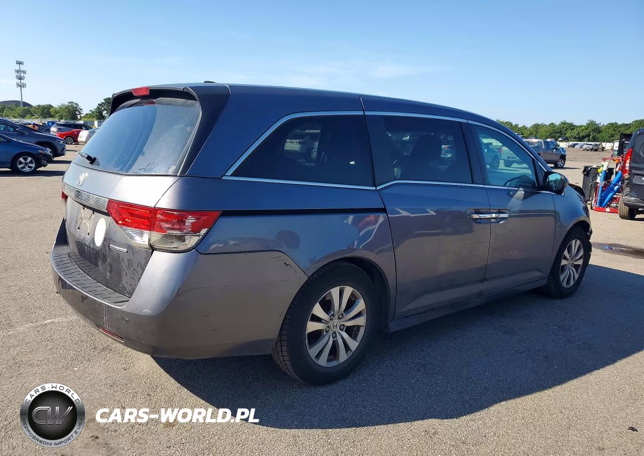 2016 Honda Odyssey Se VIN:5FNRL5H37GB081102 - 3