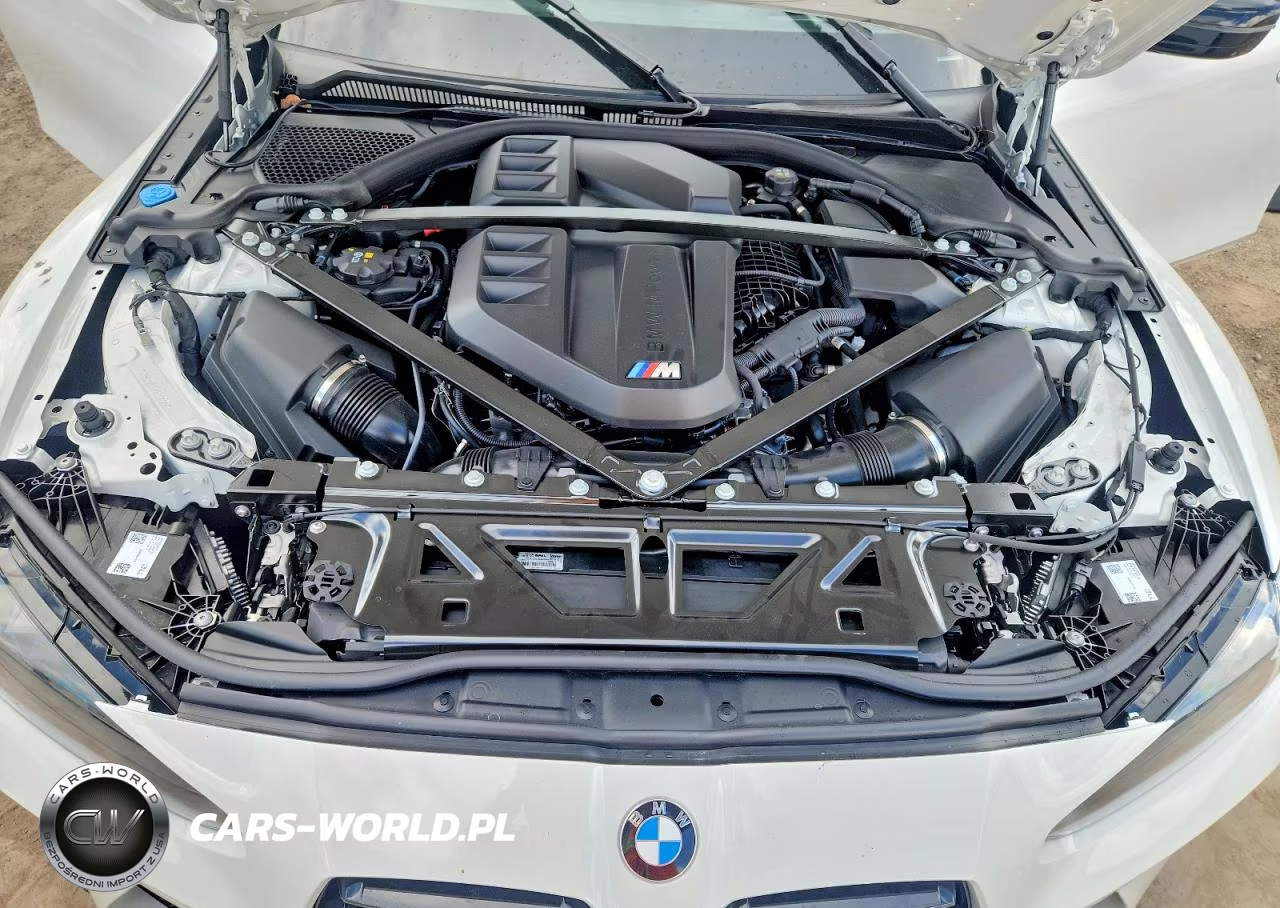 2027 BMW M3 Competition VIN:WBS33HJ0XVFX03538 - 11