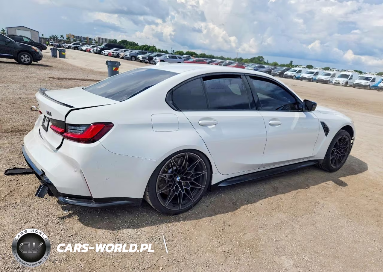 2027 BMW M3 Competition VIN:WBS33HJ0XVFX03538 - 3