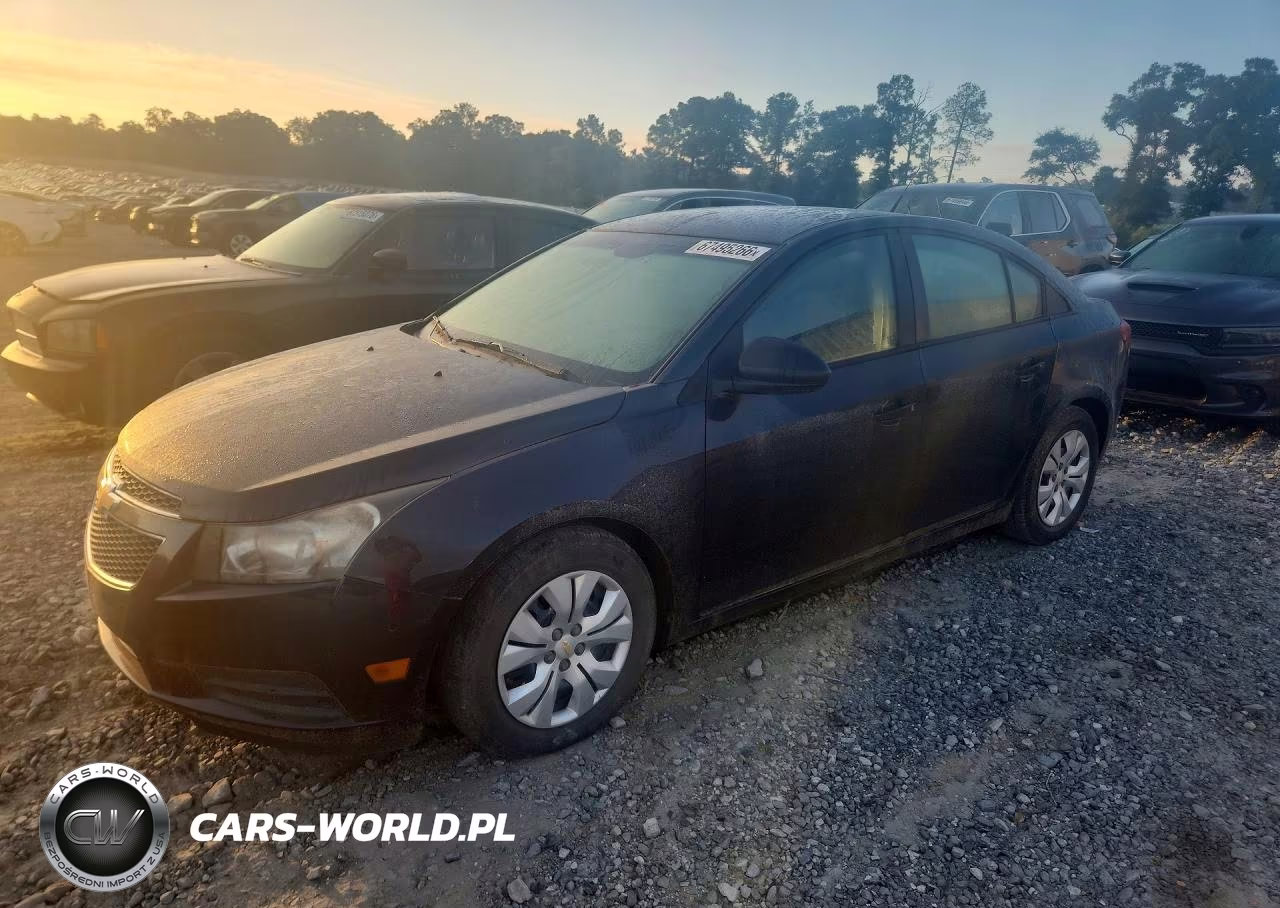 2014 Chevrolet Cruze Ls – zdjęcie 1 z 12