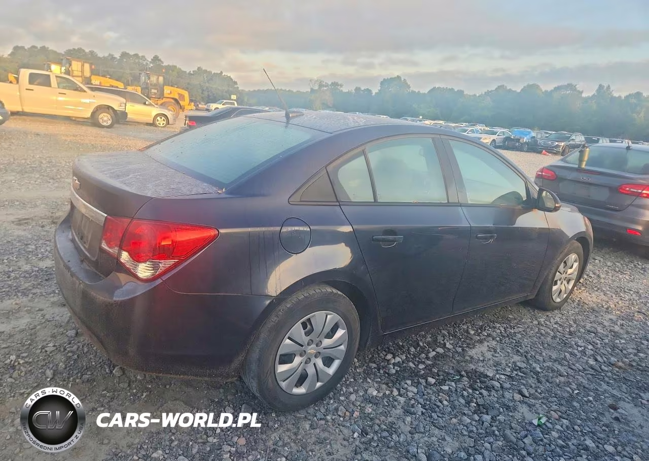 2014 Chevrolet Cruze Ls VIN:1G1PA5SH2E7428896 - 3