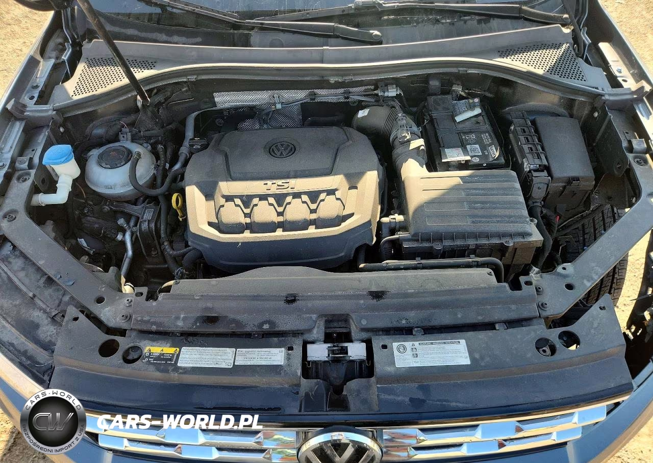 2018 Volkswagen Tiguan Se VIN:3VV2B7AX9JM169957 - 11