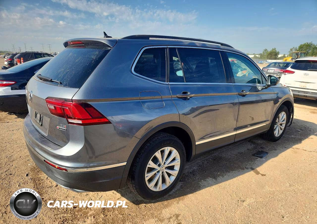 2018 Volkswagen Tiguan Se VIN:3VV2B7AX9JM169957 - 3
