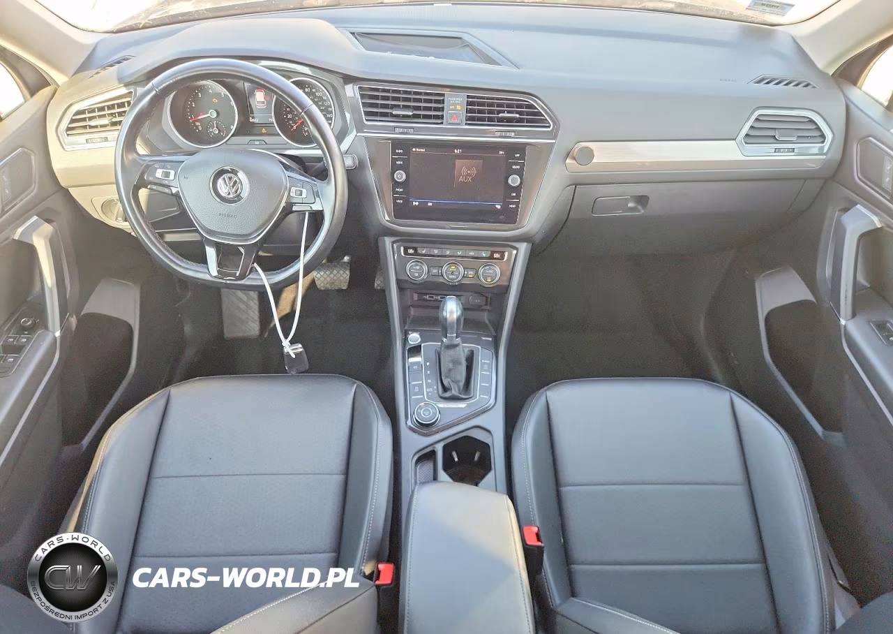 2018 Volkswagen Tiguan Se VIN:3VV2B7AX9JM169957 - 8
