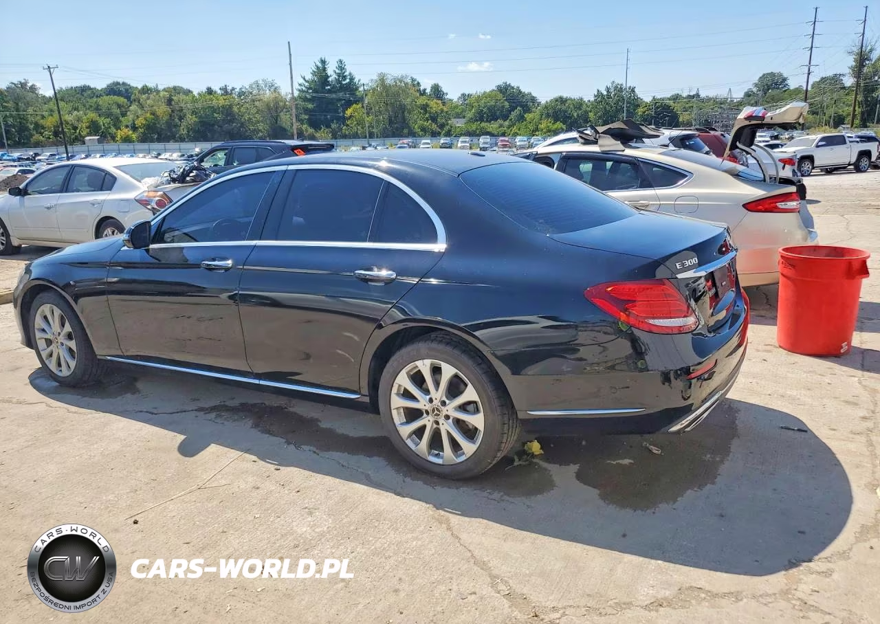 2019 Mercedes-Benz E 300 4Matic VIN:WDDZF4KB4KA537324 - 2