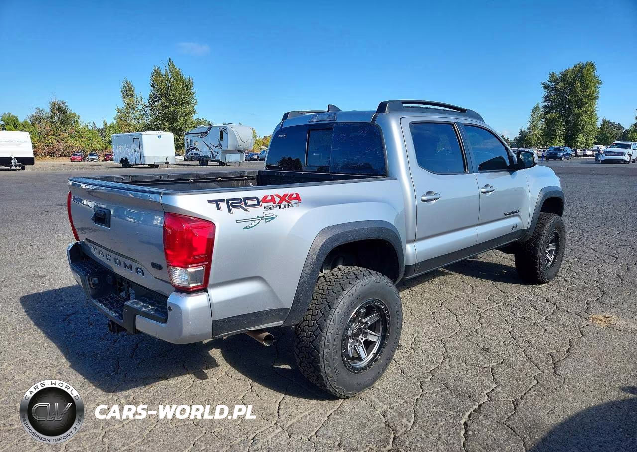 2017 Toyota Tacoma Trd Sport VIN:3TMCZ5AN0HM121274 - 3