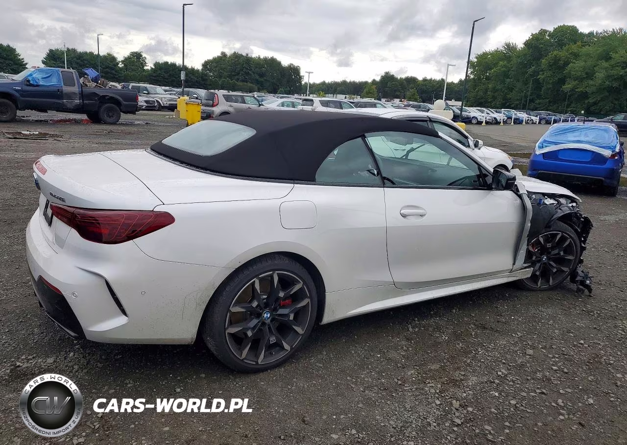 2027 BMW M440Xi VIN:WBA73DB03VCY13409 - 3