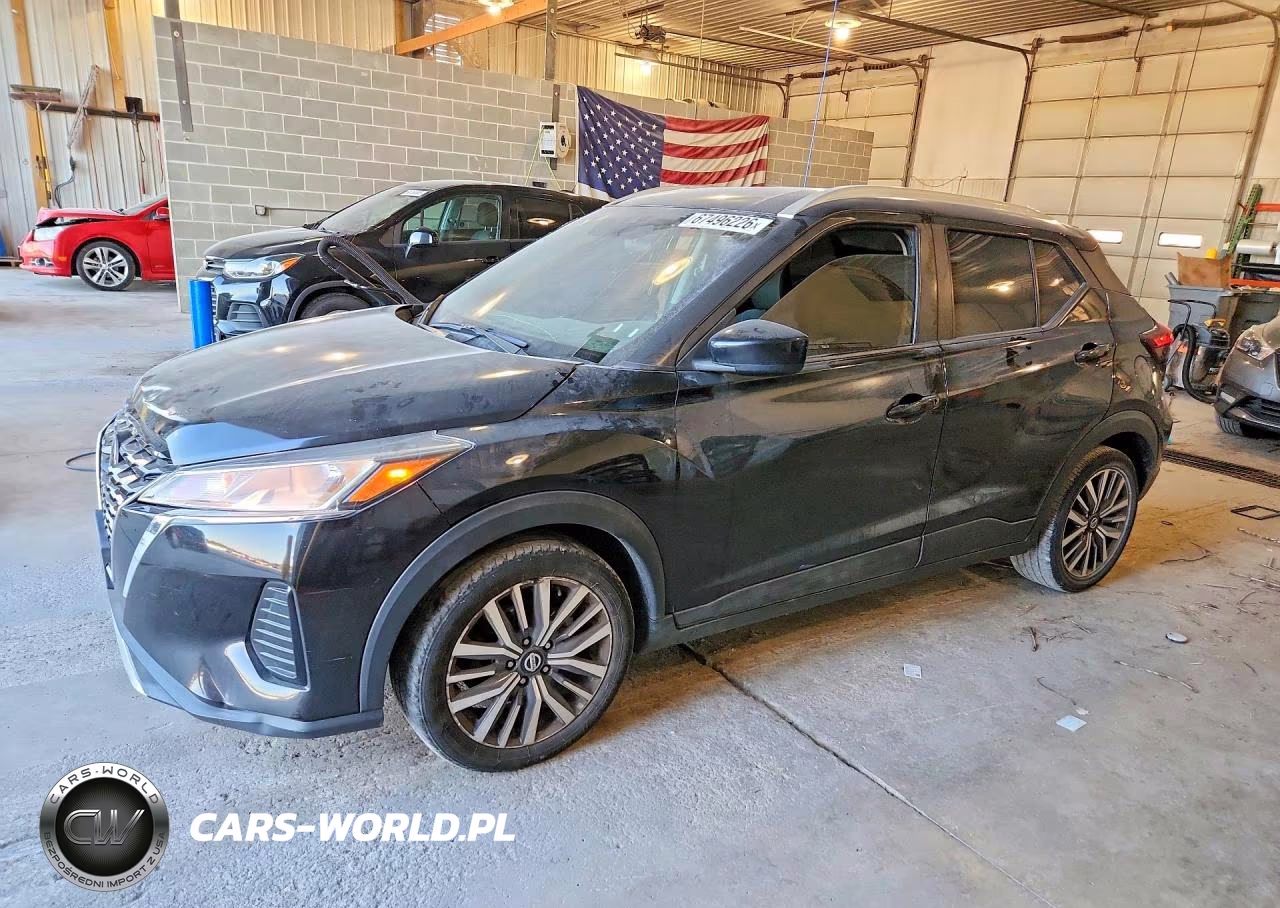 2021 Nissan Kicks Sv