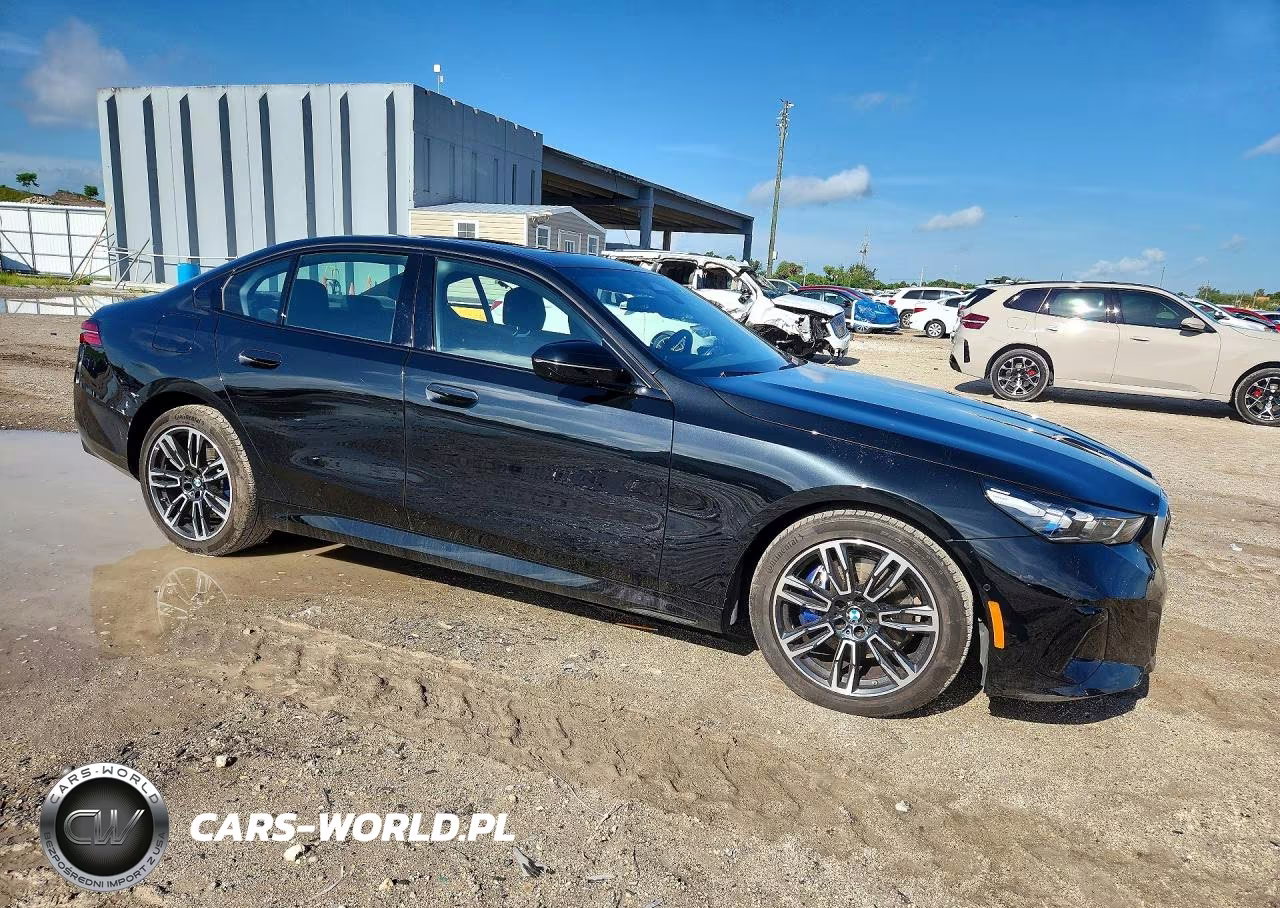2026 B M W 5 Series 4D Sedan 530I xDrive Msport VIN:WBA53FJ0XTCX57194 - 4