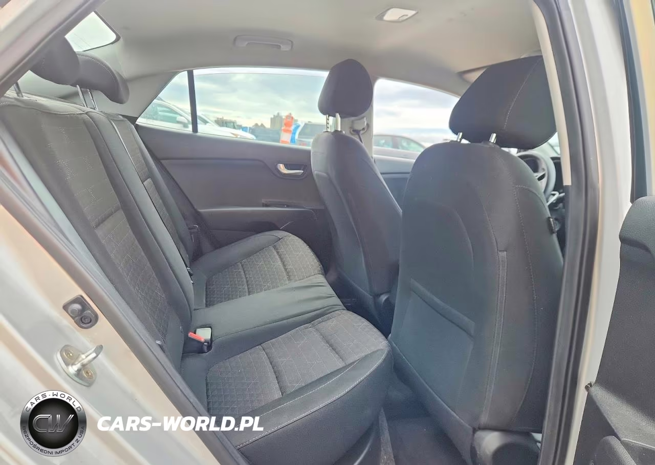 2019 Kia Rio VIN:3KPA24AB9KE172608 - 10