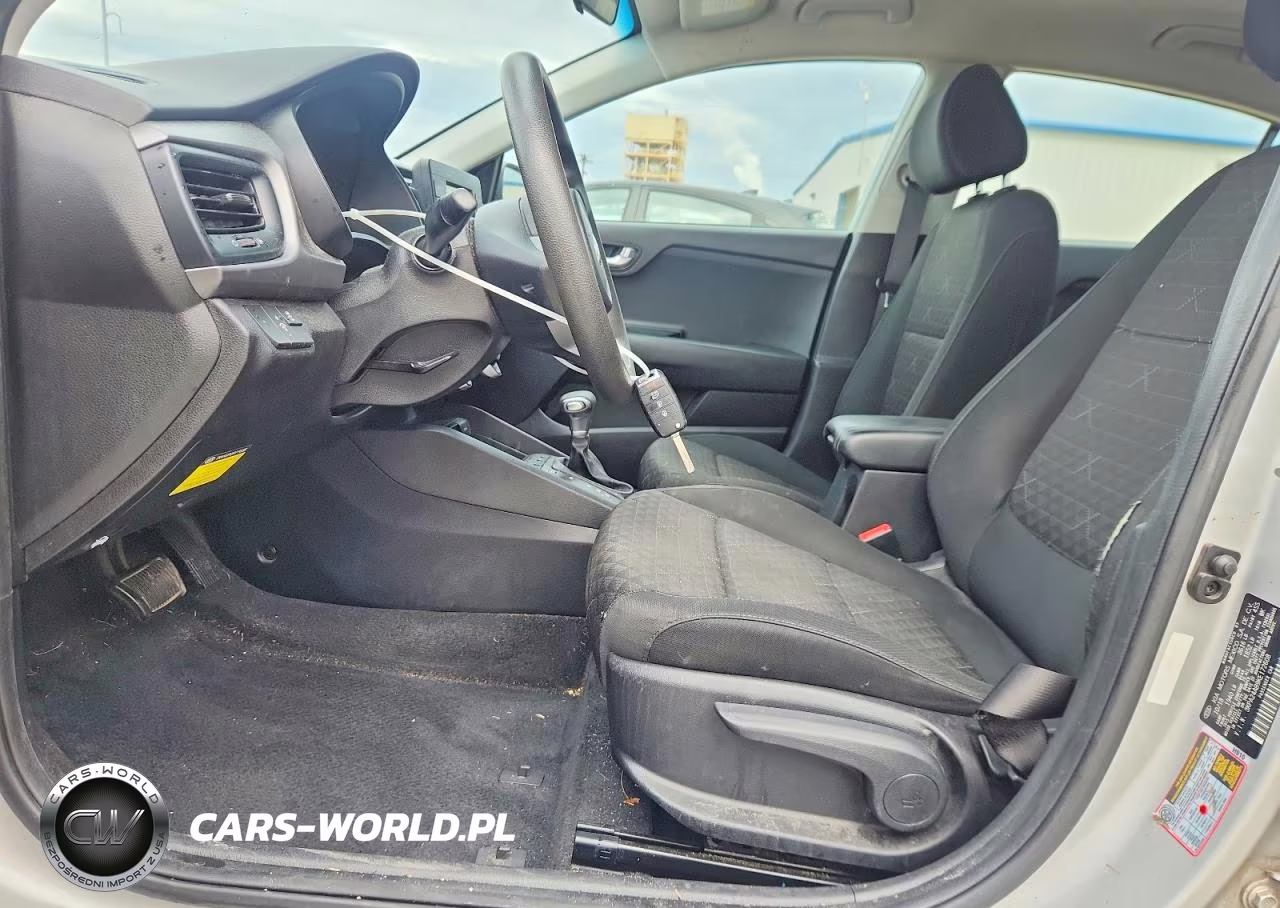 2019 Kia Rio VIN:3KPA24AB9KE172608 - 7