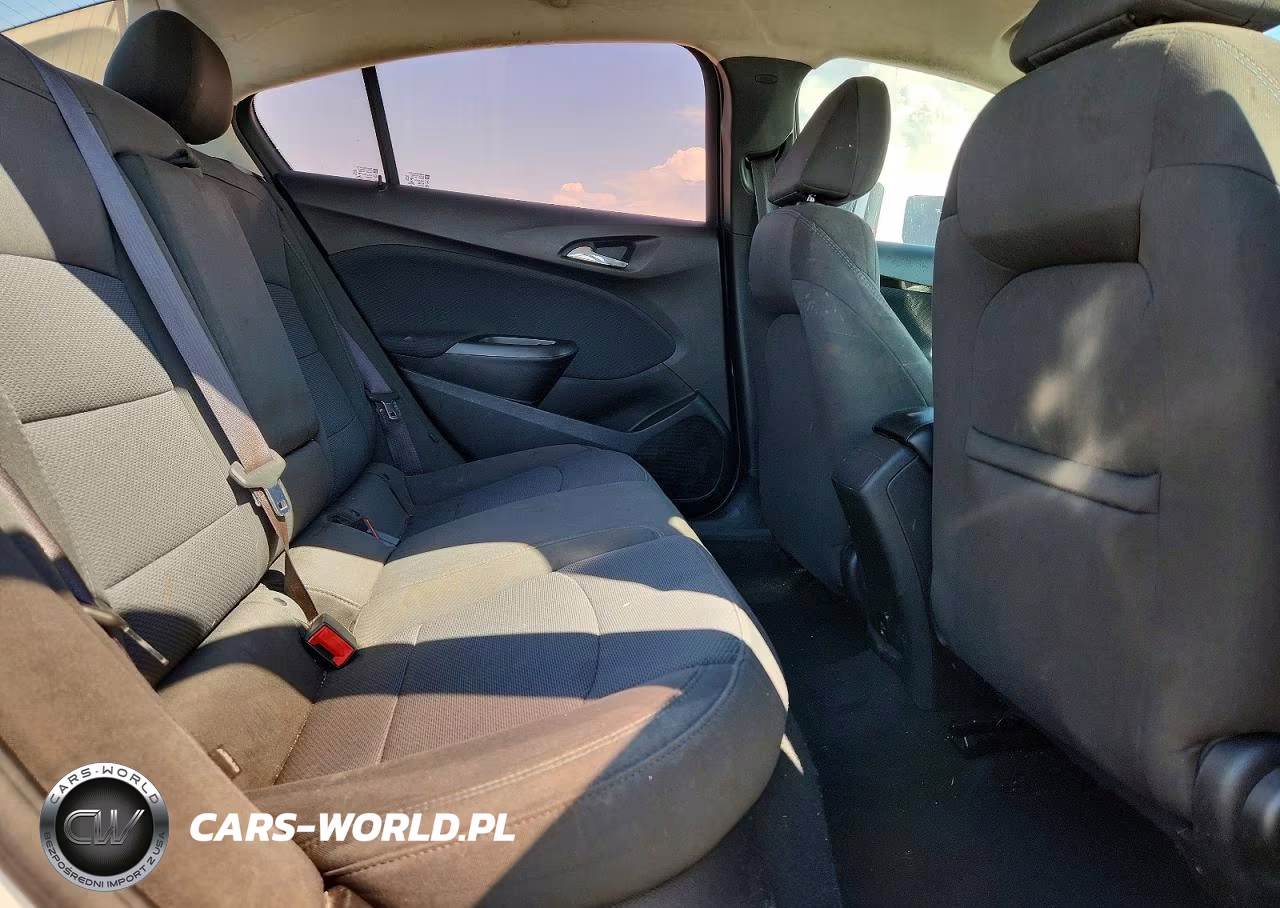 2017 Chevrolet Cruze Lt VIN:1G1BE5SM4H7240106 - 10