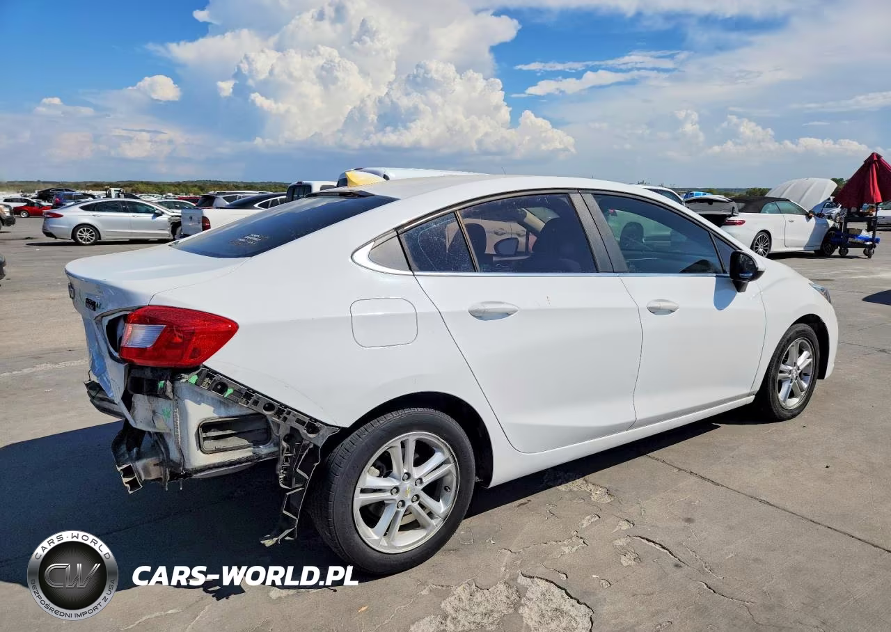 2017 Chevrolet Cruze Lt VIN:1G1BE5SM4H7240106 - 3