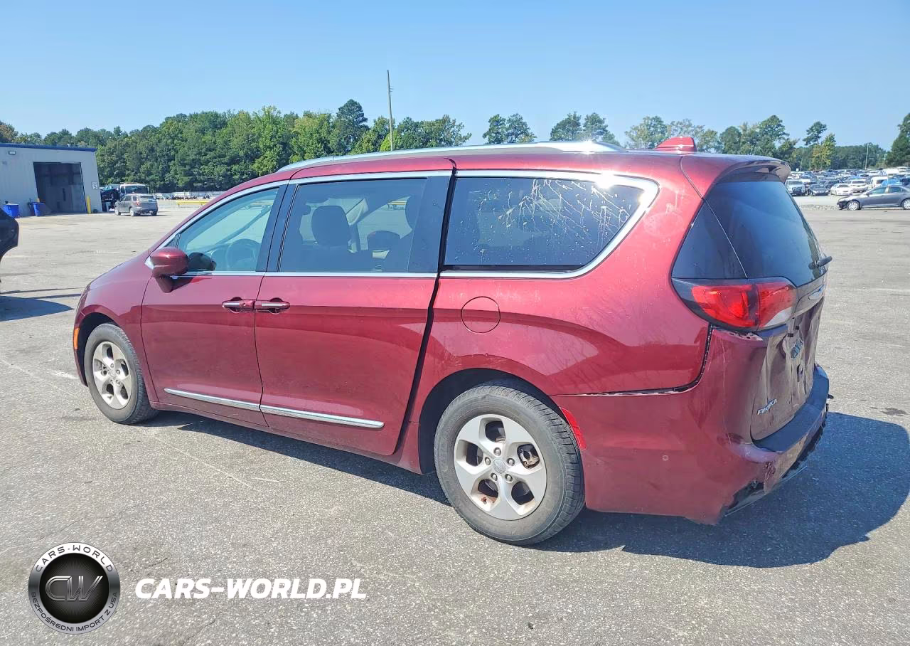 2017 Chrysler Pacifica Touring L Plus VIN:2C4RC1EG5HR510937 - 2