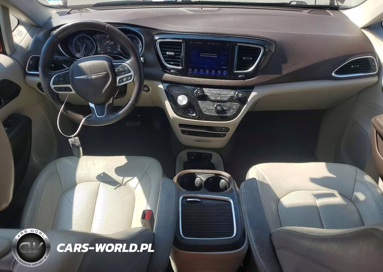 2017 Chrysler Pacifica Touring L Plus VIN:2C4RC1EG5HR510937 - 8