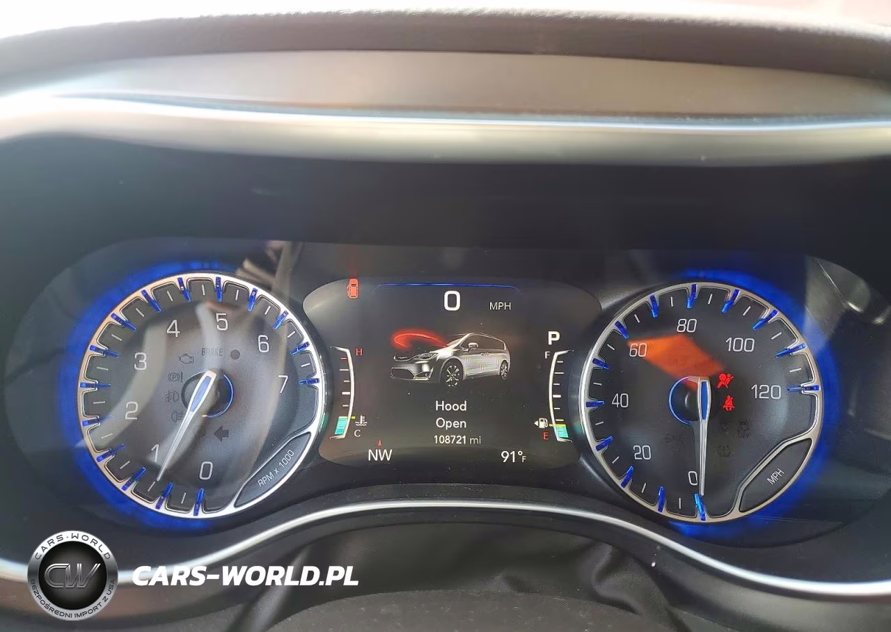 2017 Chrysler Pacifica Touring L Plus VIN:2C4RC1EG5HR510937 - 9