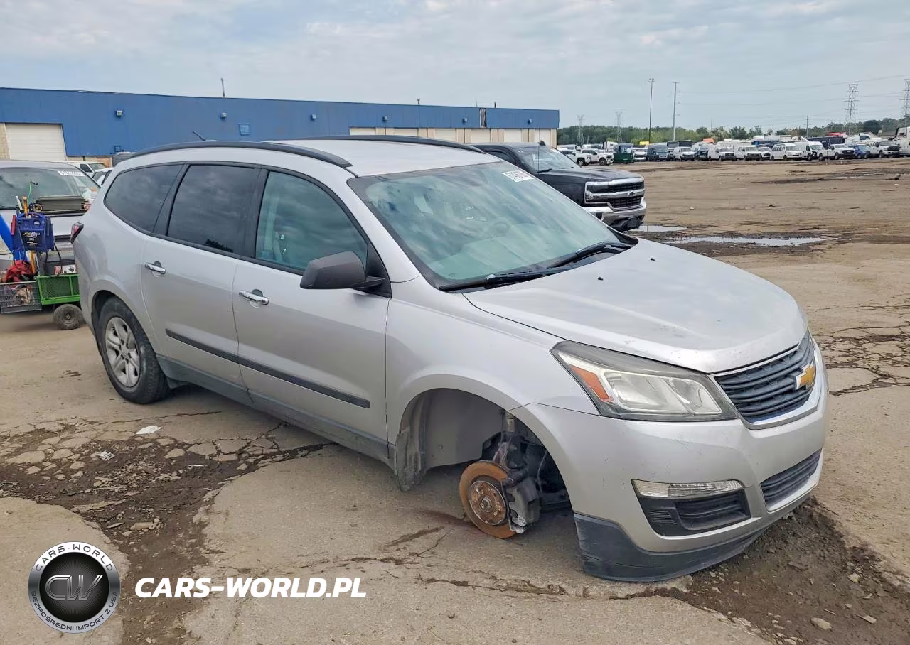 2017 Chevrolet Traverse Ls VIN:1GNKRFED4HJ271556 - 4