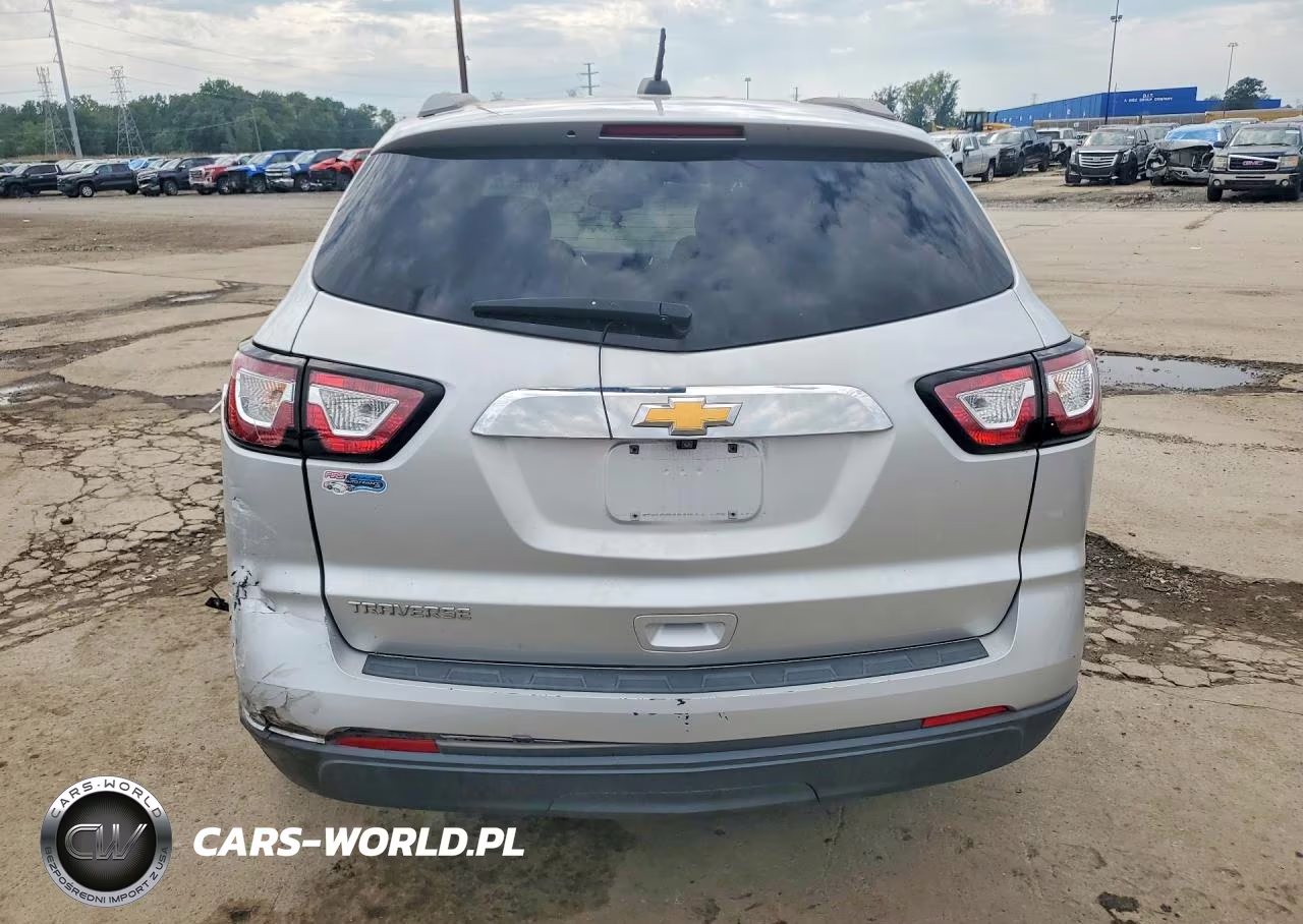 2017 Chevrolet Traverse Ls VIN:1GNKRFED4HJ271556 - 6