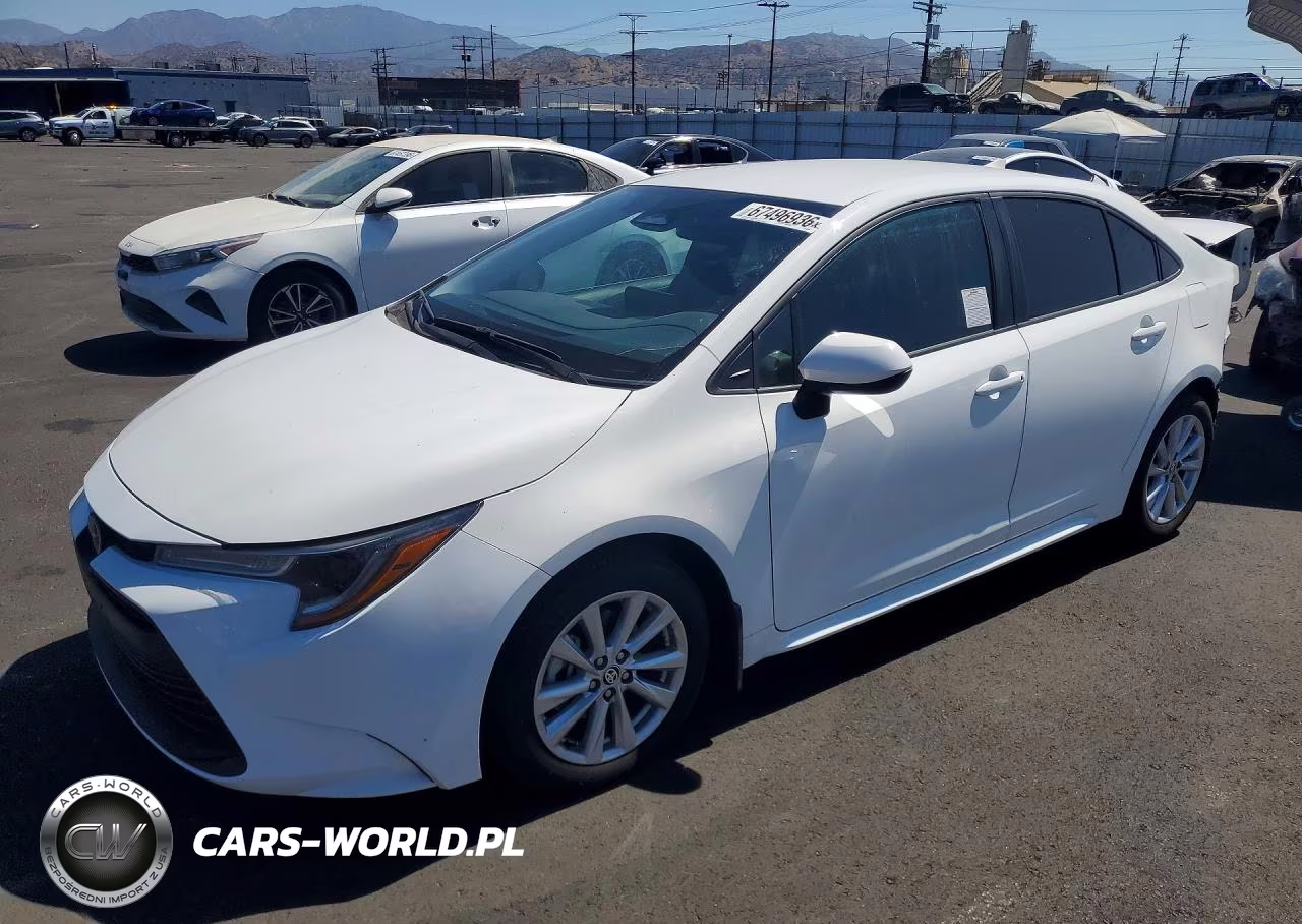 2025 Toyota Corolla Le – zdjęcie 1 z 13