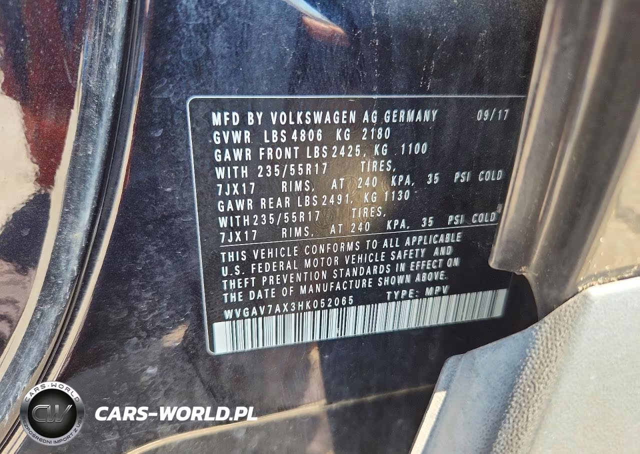 2017 Volkswagen Tiguan S VIN:WVGAV7AX3HK052065 - 12
