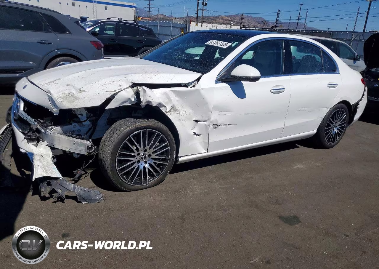 2024 Mercedes-Benz C 300 – zdjęcie 1 z 12