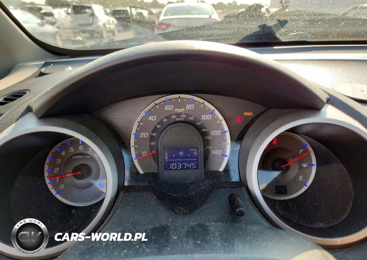 2010 Honda Fit Sport VIN:JHMGE8H49AC031946 - 9