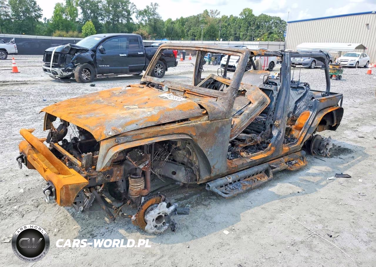 2015 Jeep Wrangler Unlimited Sport VIN:1C4BJWDG8FL639735 - 1