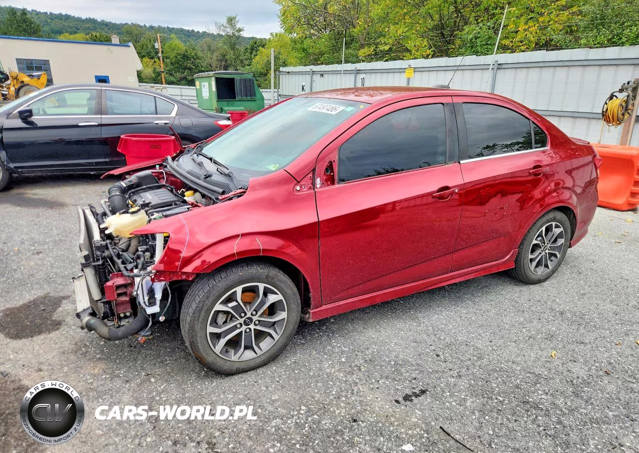2020 Chevrolet Sonic Lt VIN:1G1JD5SB2L4100563 - 1