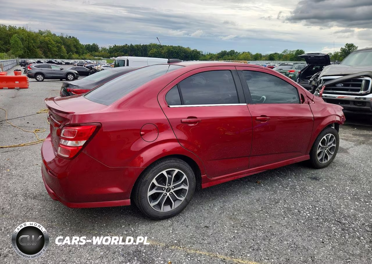 2020 Chevrolet Sonic Lt VIN:1G1JD5SB2L4100563 - 3