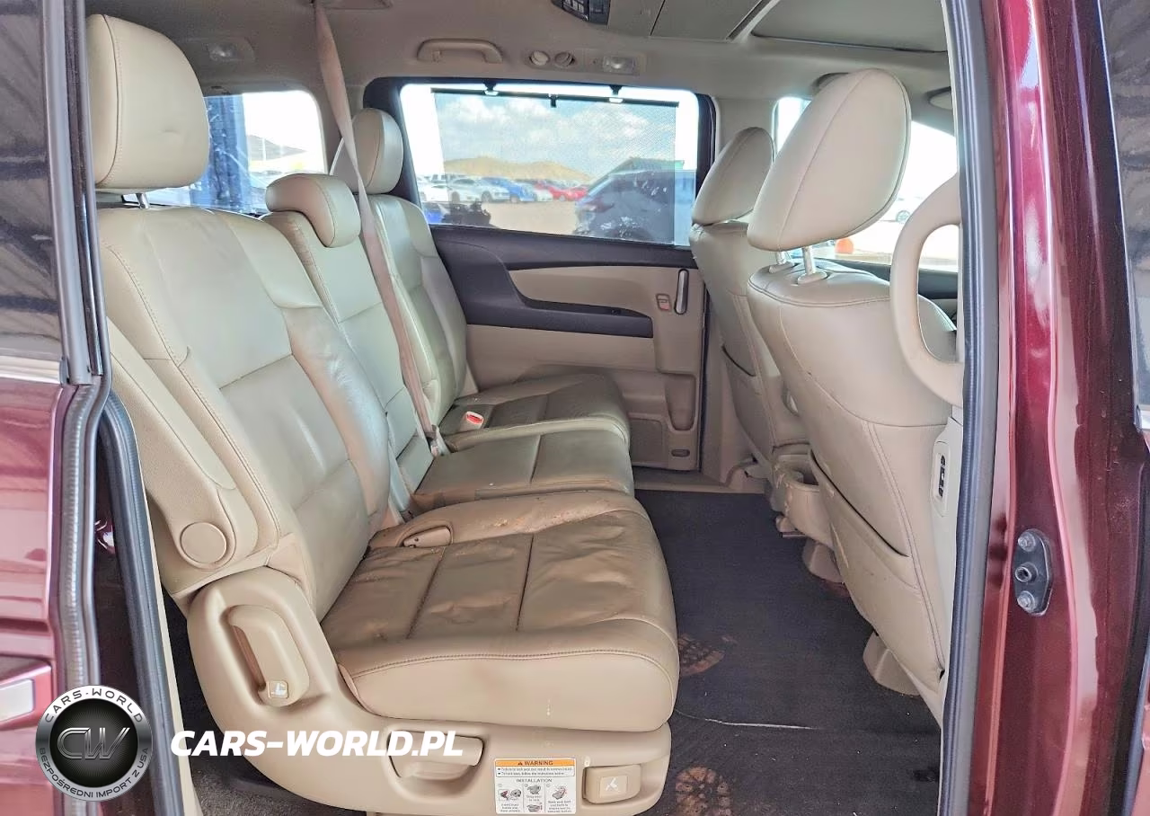 2011 Honda Odyssey Touring VIN:5FNRL5H96BB028176 - 11