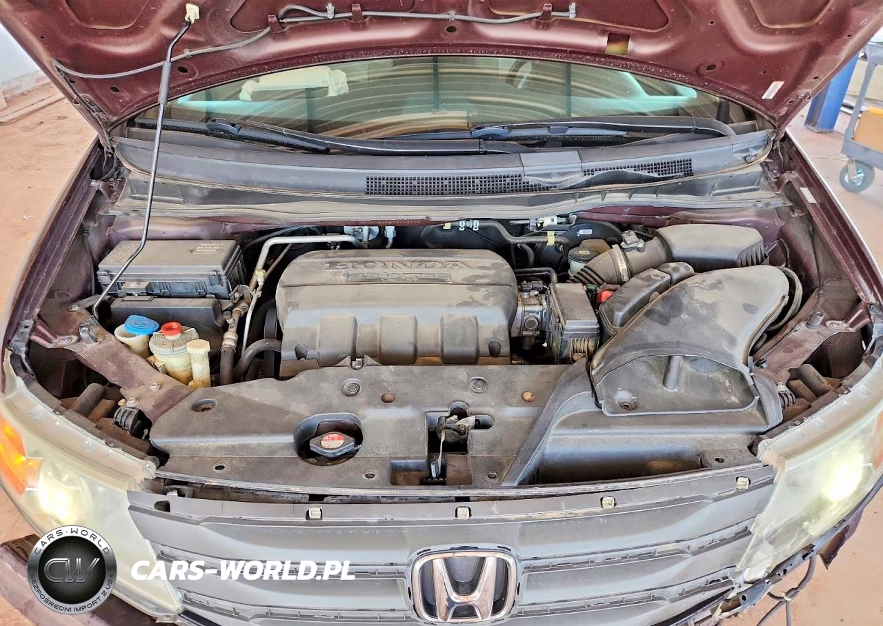 2011 Honda Odyssey Touring VIN:5FNRL5H96BB028176 - 12